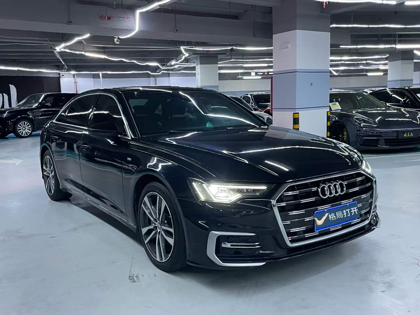 奥迪A6L 2019款 45 TFSI 臻选动感型