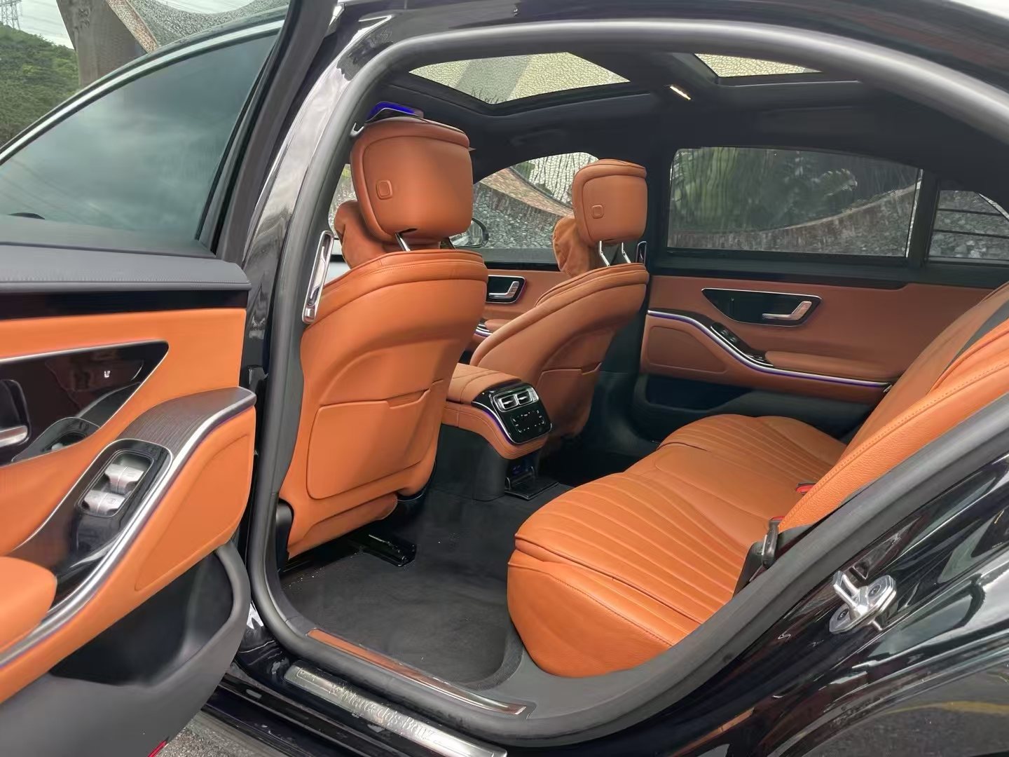 奔驰S级 2023款 改款 S 400 L 商务型