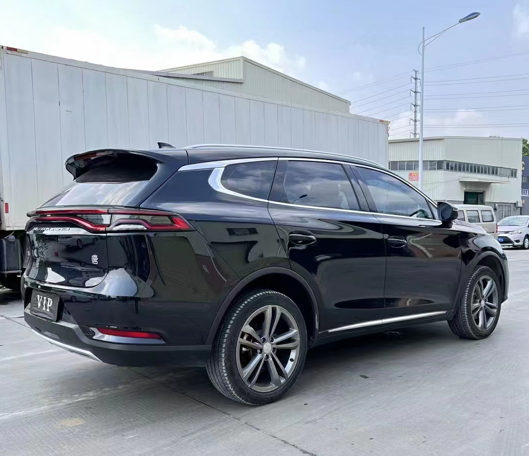 唐 2021款 2.0T 自动旗舰型