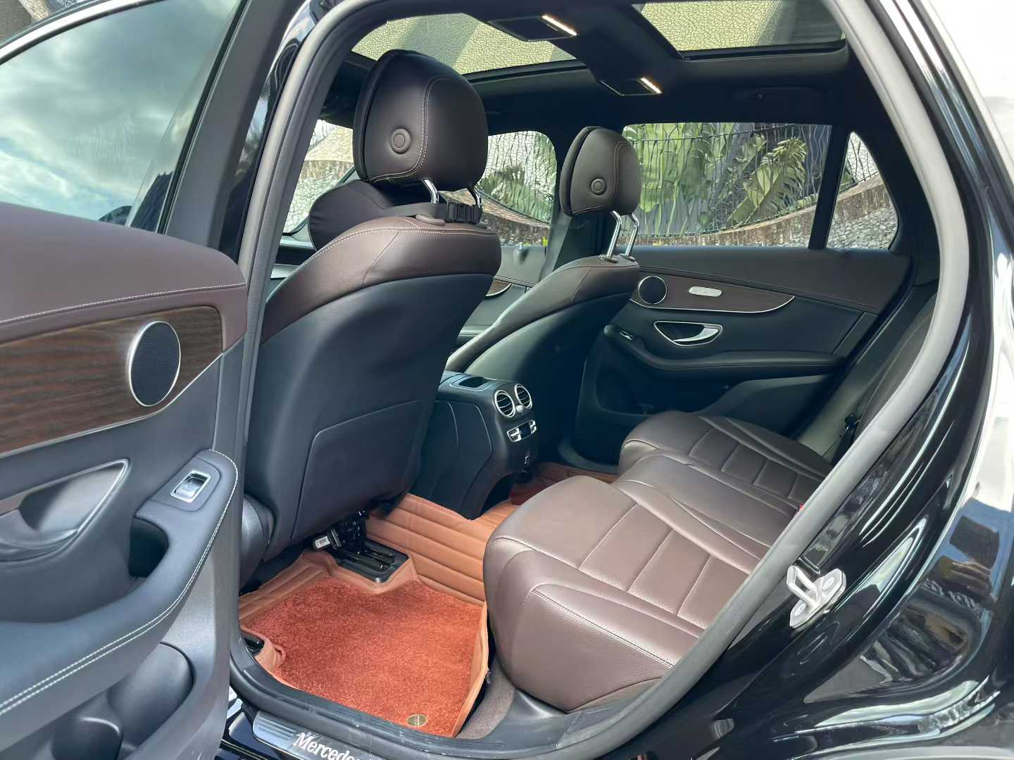 奔驰GLC 2022款 改款三 GLC 300 L 4MATIC 豪华型