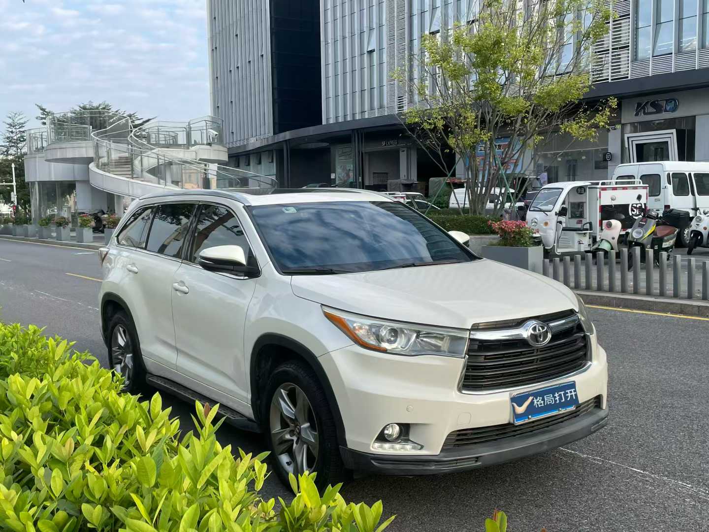 汉兰达 2017款 2.0T 两驱豪华版 7座