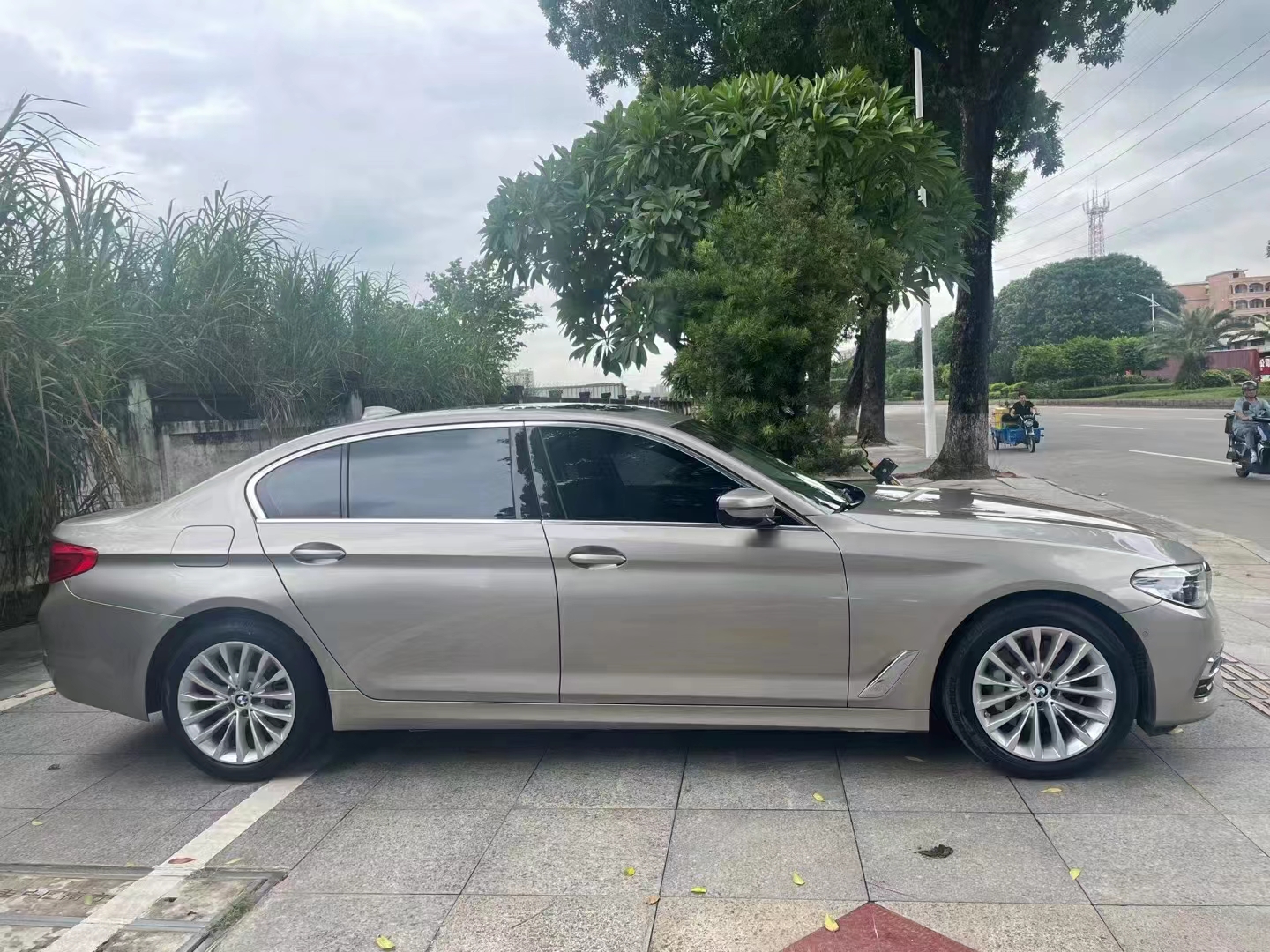 宝马5系 2020款 530Li 尊享型 豪华套装