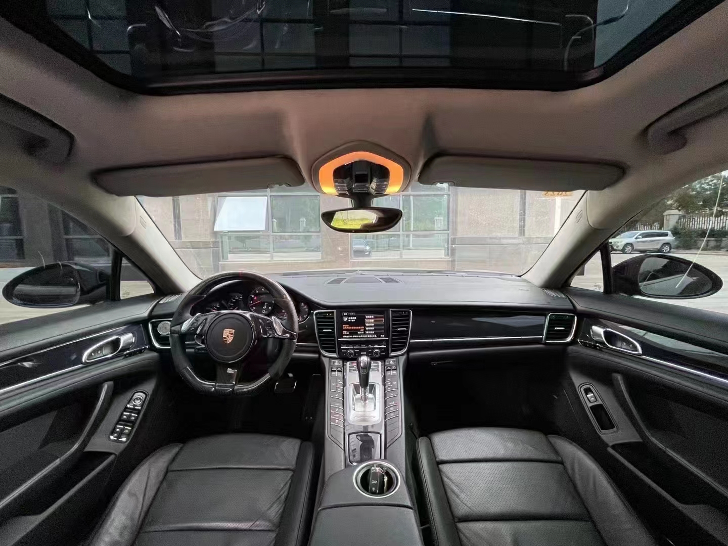 Panamera 2013款 Panamera 4 Platinum Edition 3.6L