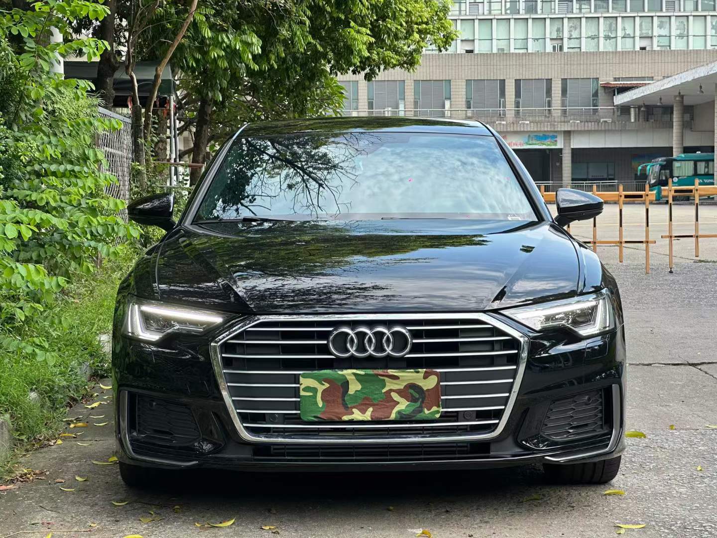 奥迪A6L 2022款 45 TFSI 臻选动感型