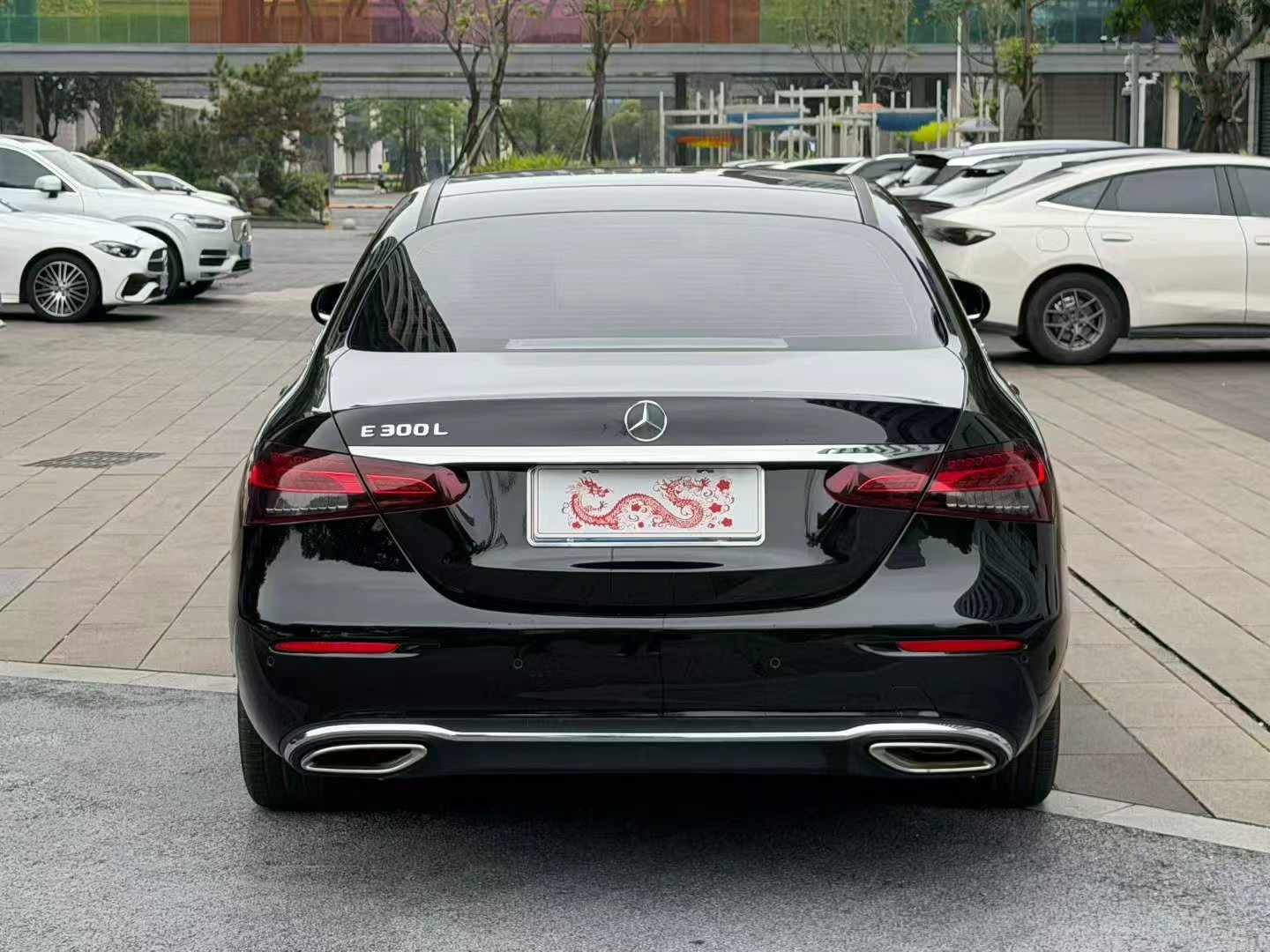 奔驰E级 2021款 E 300 L 豪华型