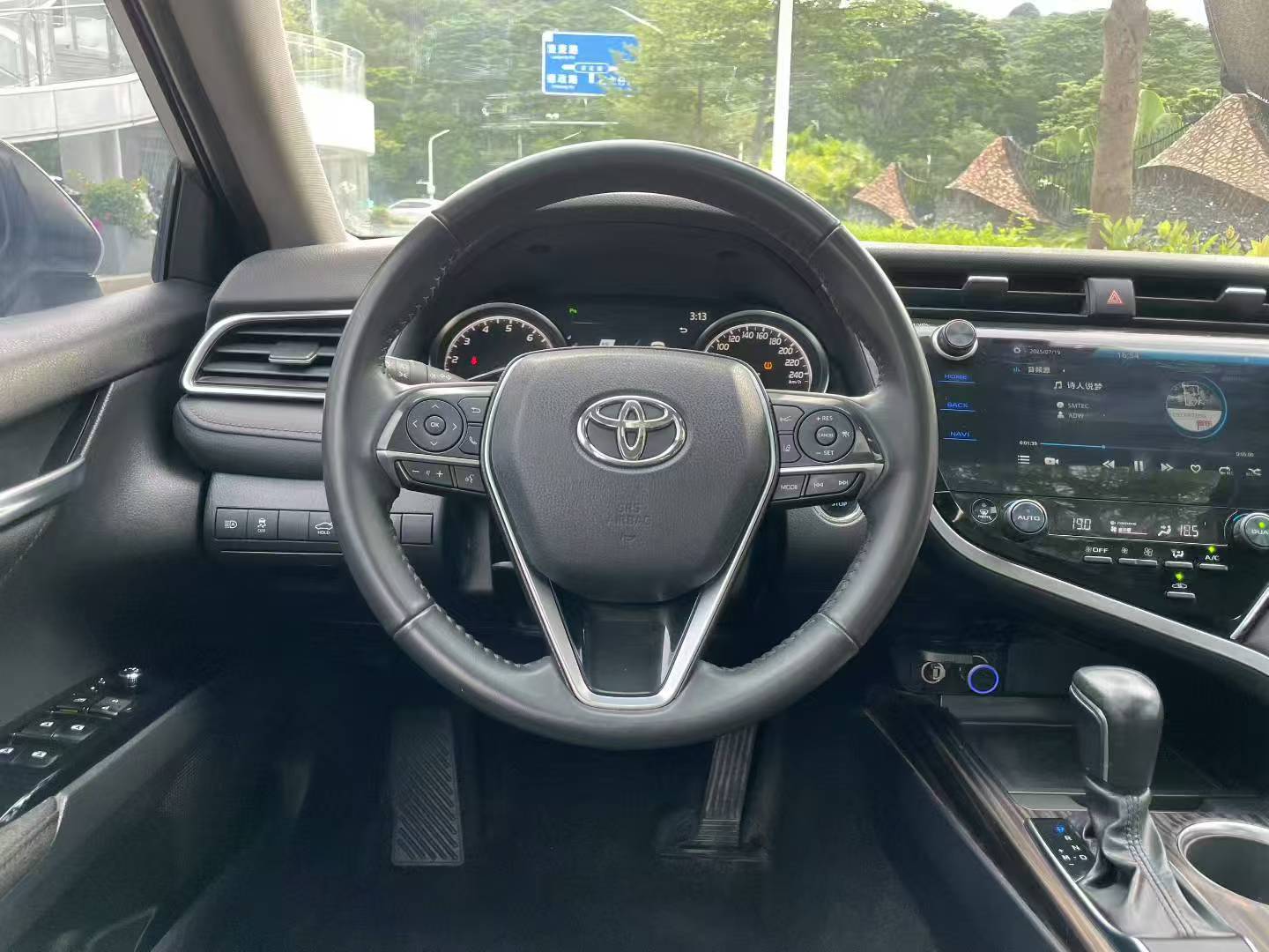 凯美瑞 2019款 改款 2.0G 豪华版