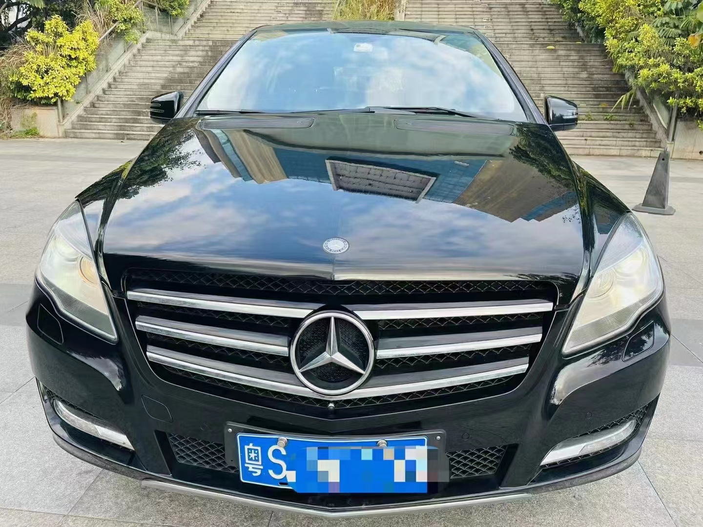 奔驰R级 2014款 R 320 4MATIC 商务型-抵押车转让-汇典抵押车平台