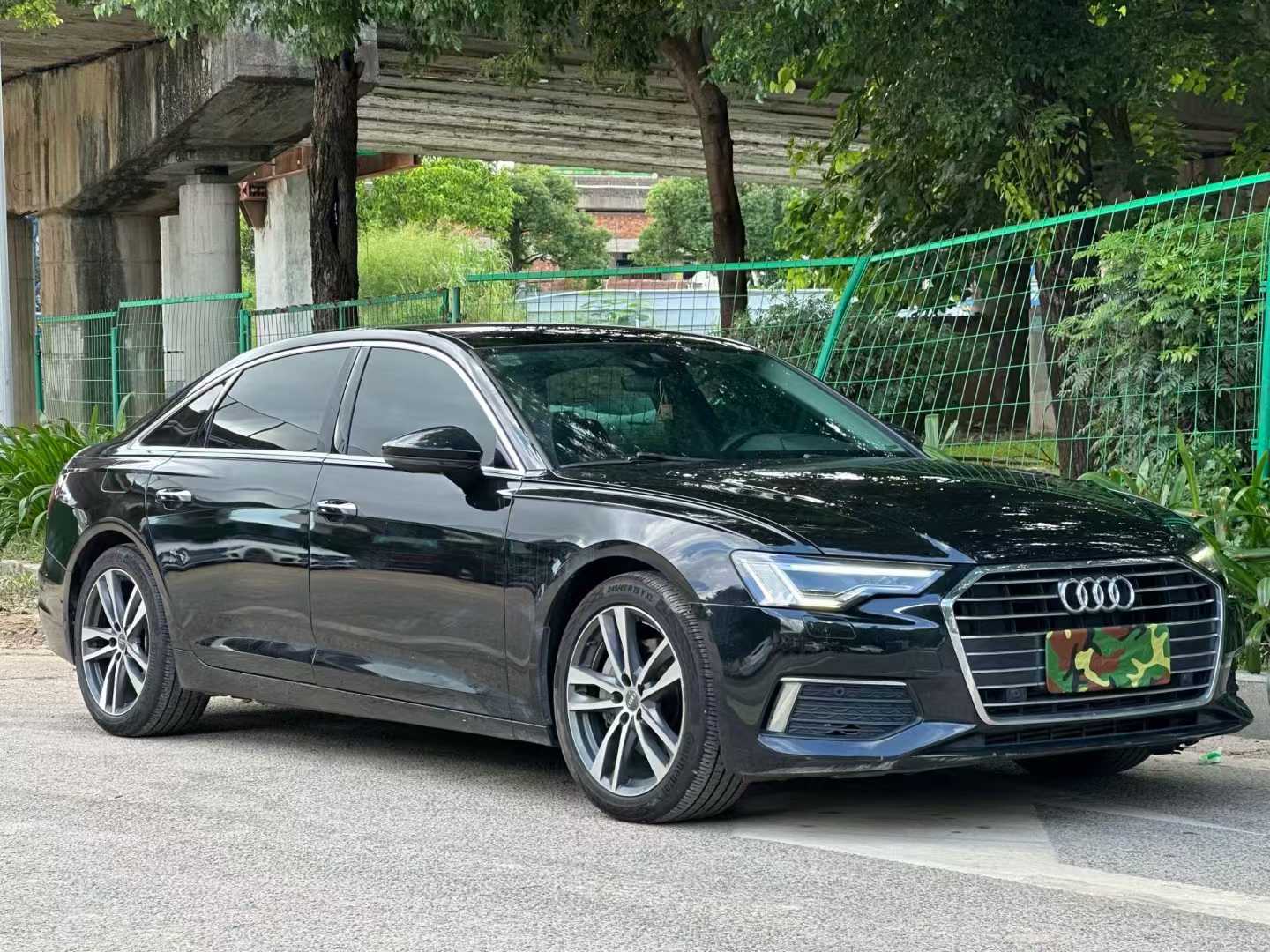 奥迪A6L 2021款 45 TFSI 臻选致雅型