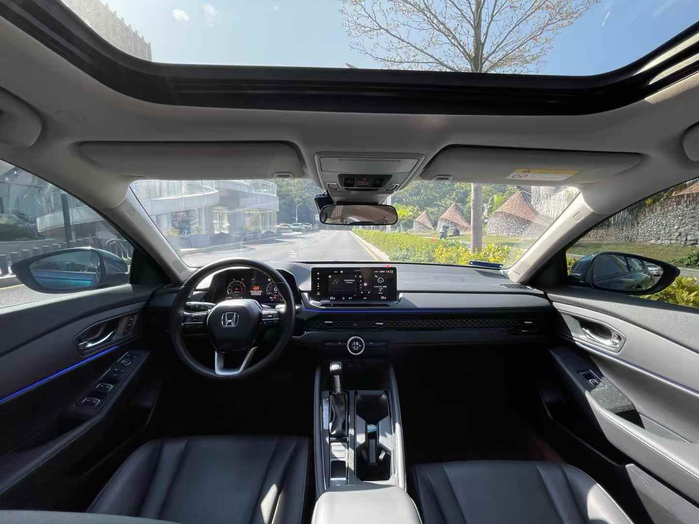 雅阁 2023款 260TURBO 高配版