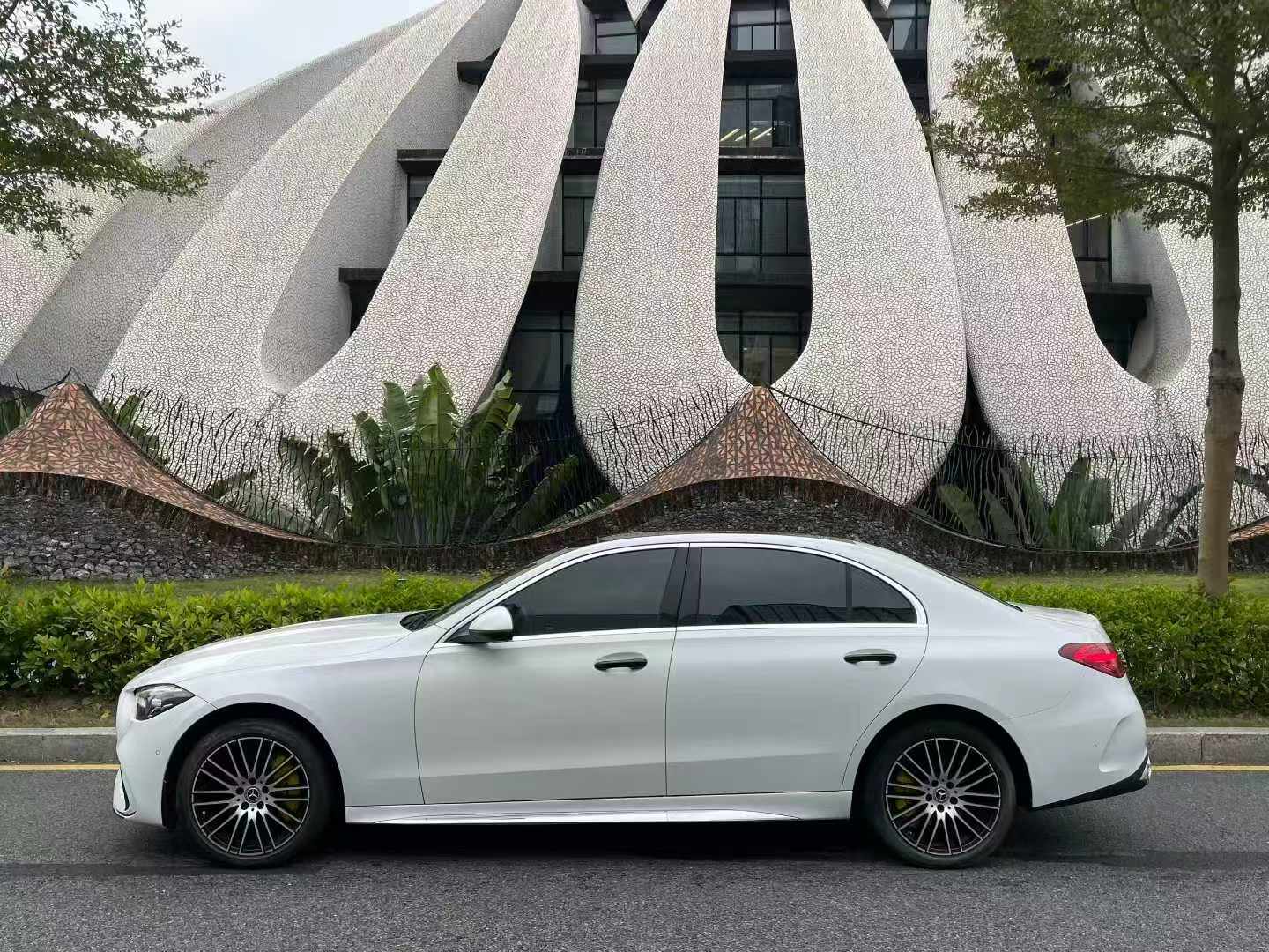 奔驰C级 2023款 C 260 L 运动版