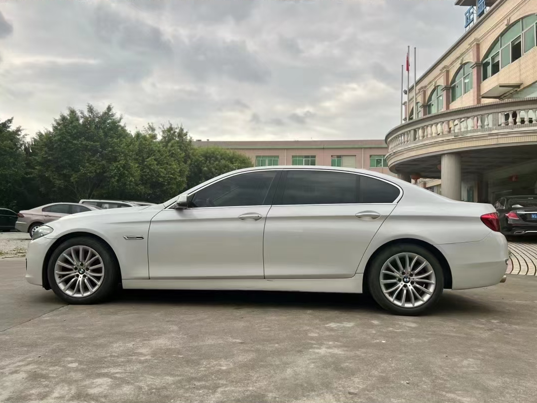 宝马5系 2014款 525Li 豪华设计套装