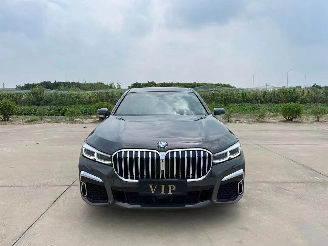 宝马7系 2019款 改款 740Li xDrive 行政型 M运动套装