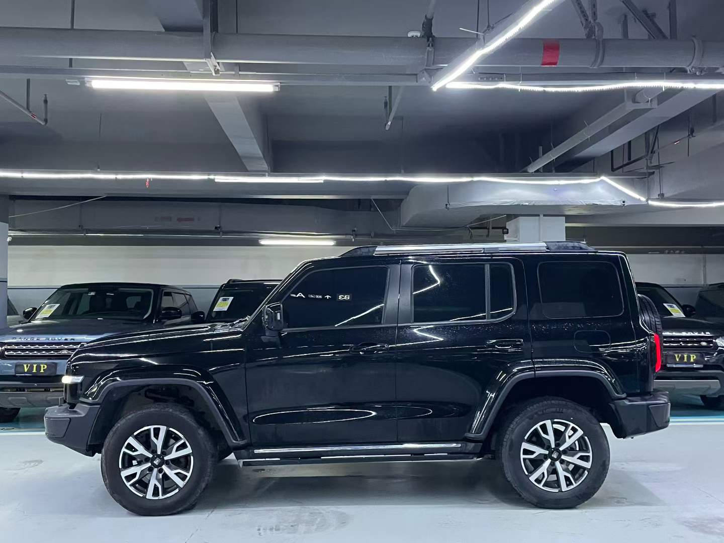 坦克300 2021款 城市版 2.0T 很有型