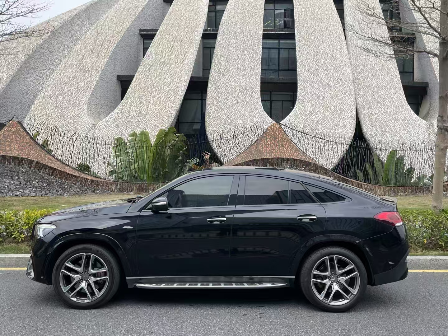 奔驰GLE轿跑 AMG 2020款 AMG GLE 53 4MATIC+ 轿跑SUV