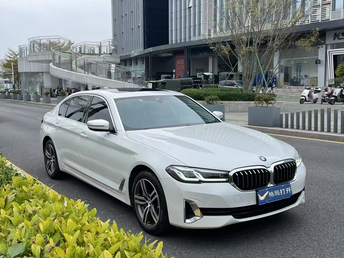 宝马5系 2021款 530Li 领先型 豪华套装