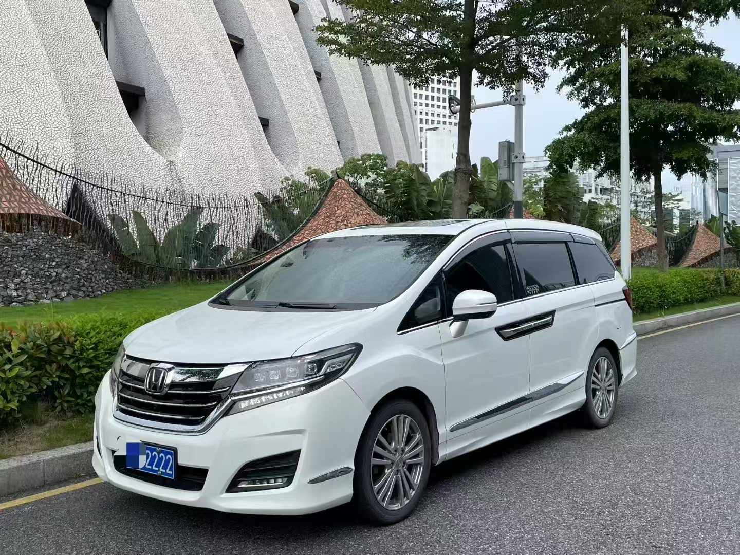 艾力绅 2016款 2.4L 至尊版