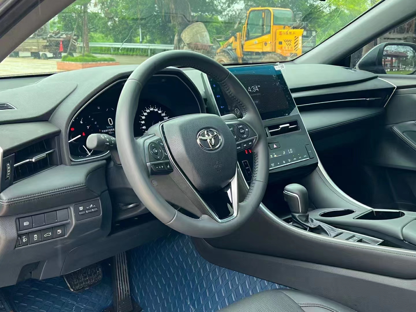 亚洲龙 2022款 2.0L 豪华版