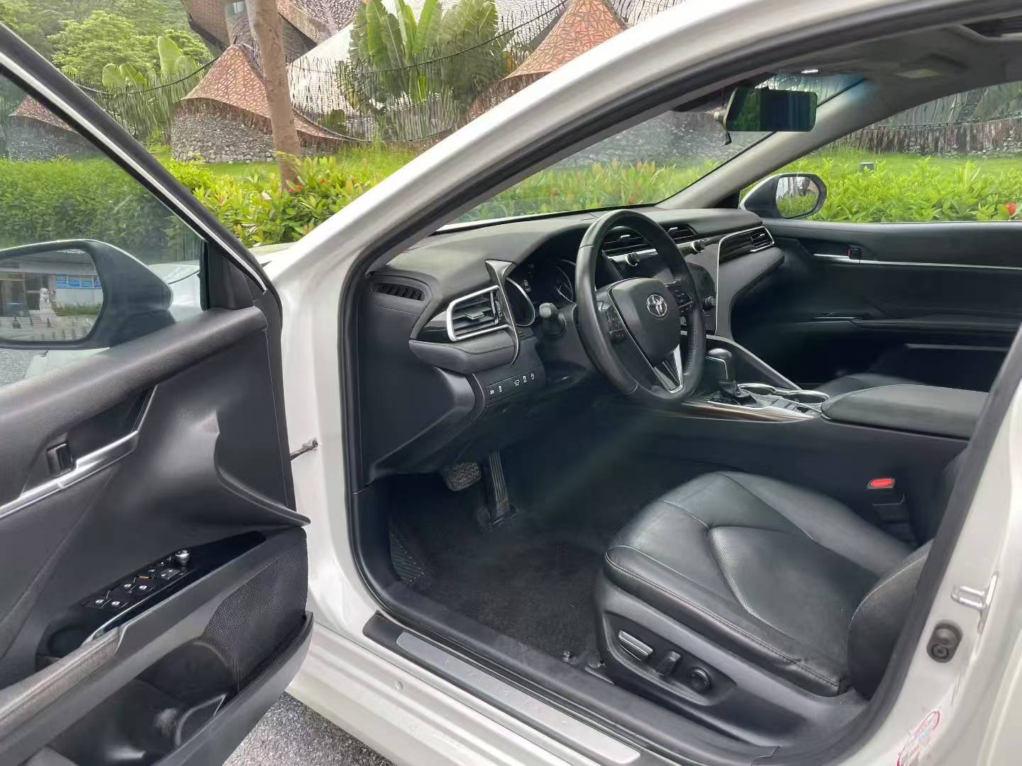 凯美瑞 2019款 改款 2.0G 豪华版