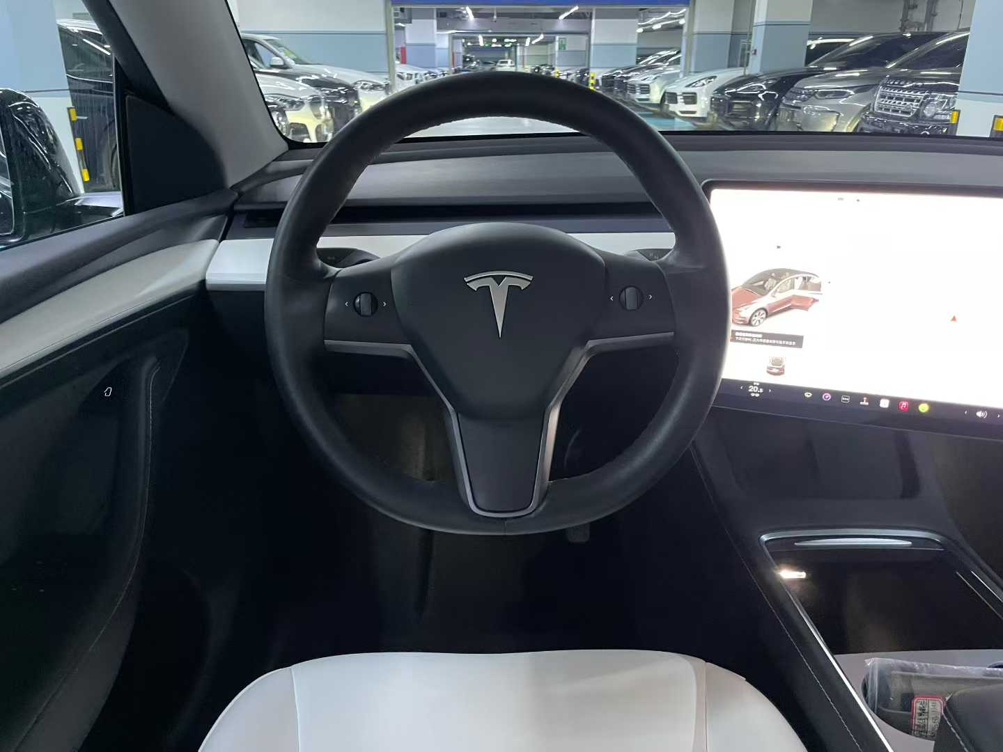 Model Y 2021款 标准续航后驱版