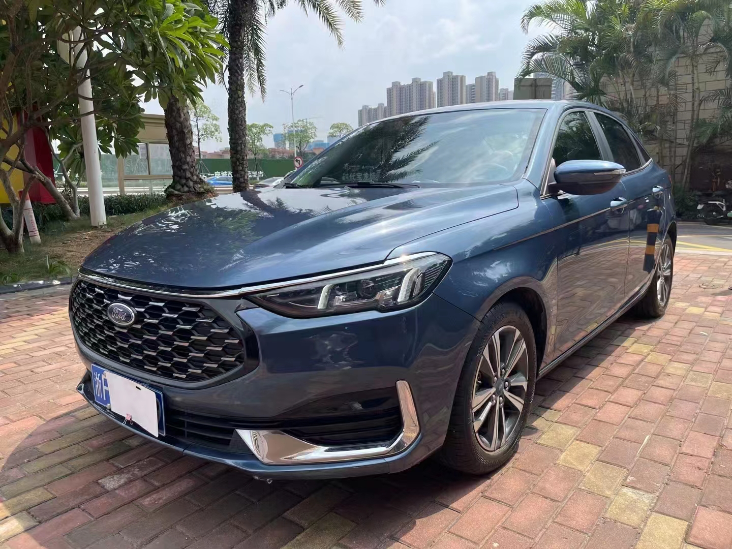 福睿斯 2021款 1.5L 自动钻石版