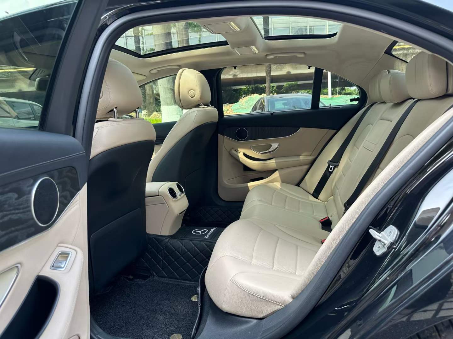 奔驰C级 2015款 C 200 L 运动型
