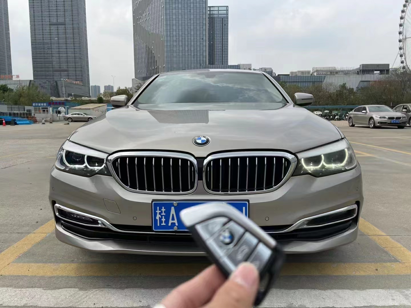 宝马5系 2018款 改款 530Li 领先型 豪华套装