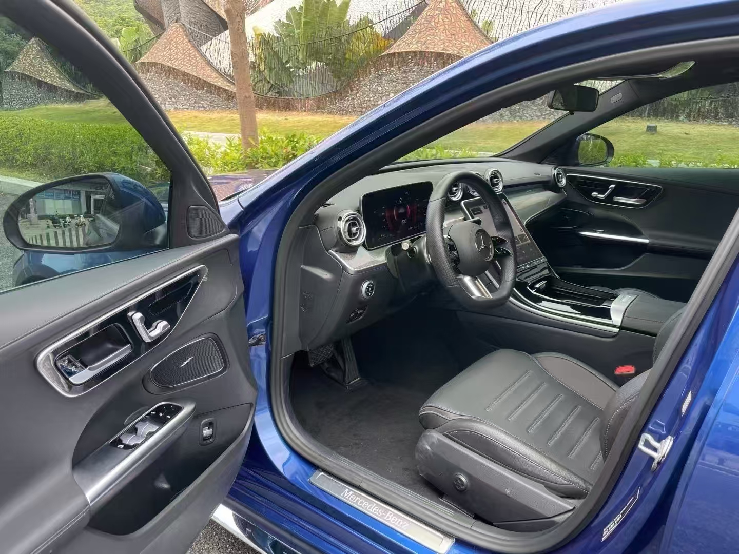 奔驰C级 2023款 C 260 L 运动版