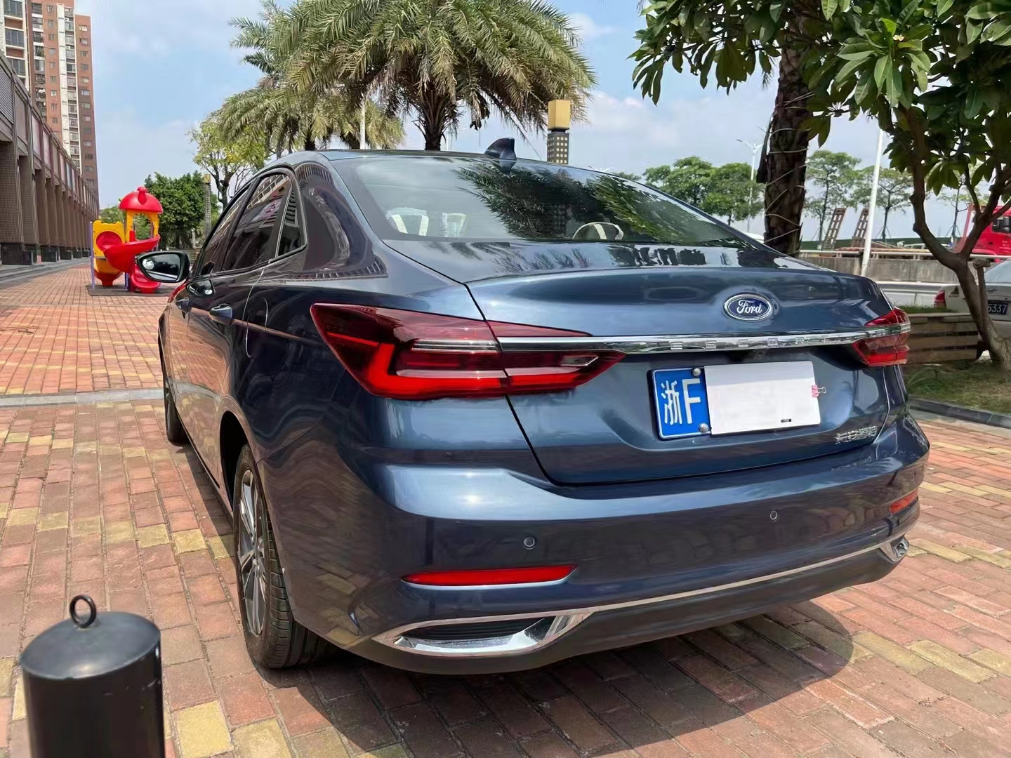 福睿斯 2021款 1.5L 自动钻石版