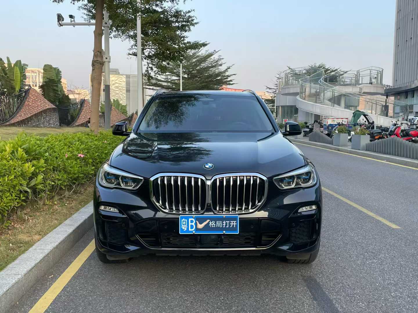 宝马X5(进口) 2021款 xDrive40i 尊享型 M运动套装