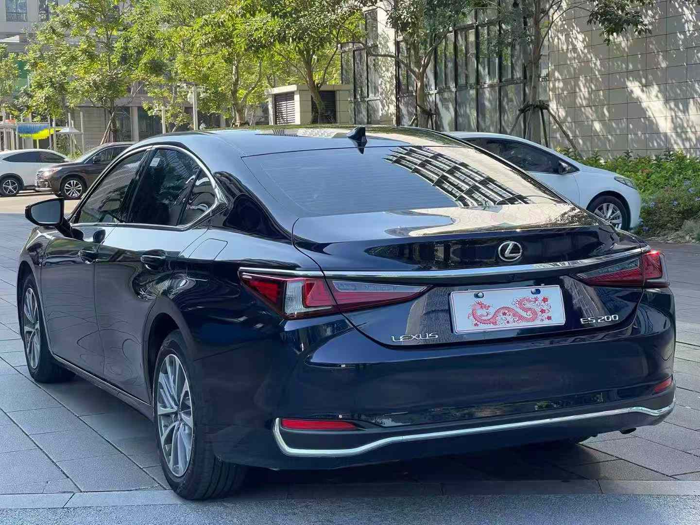 雷克萨斯ES 2022款 200 卓越版