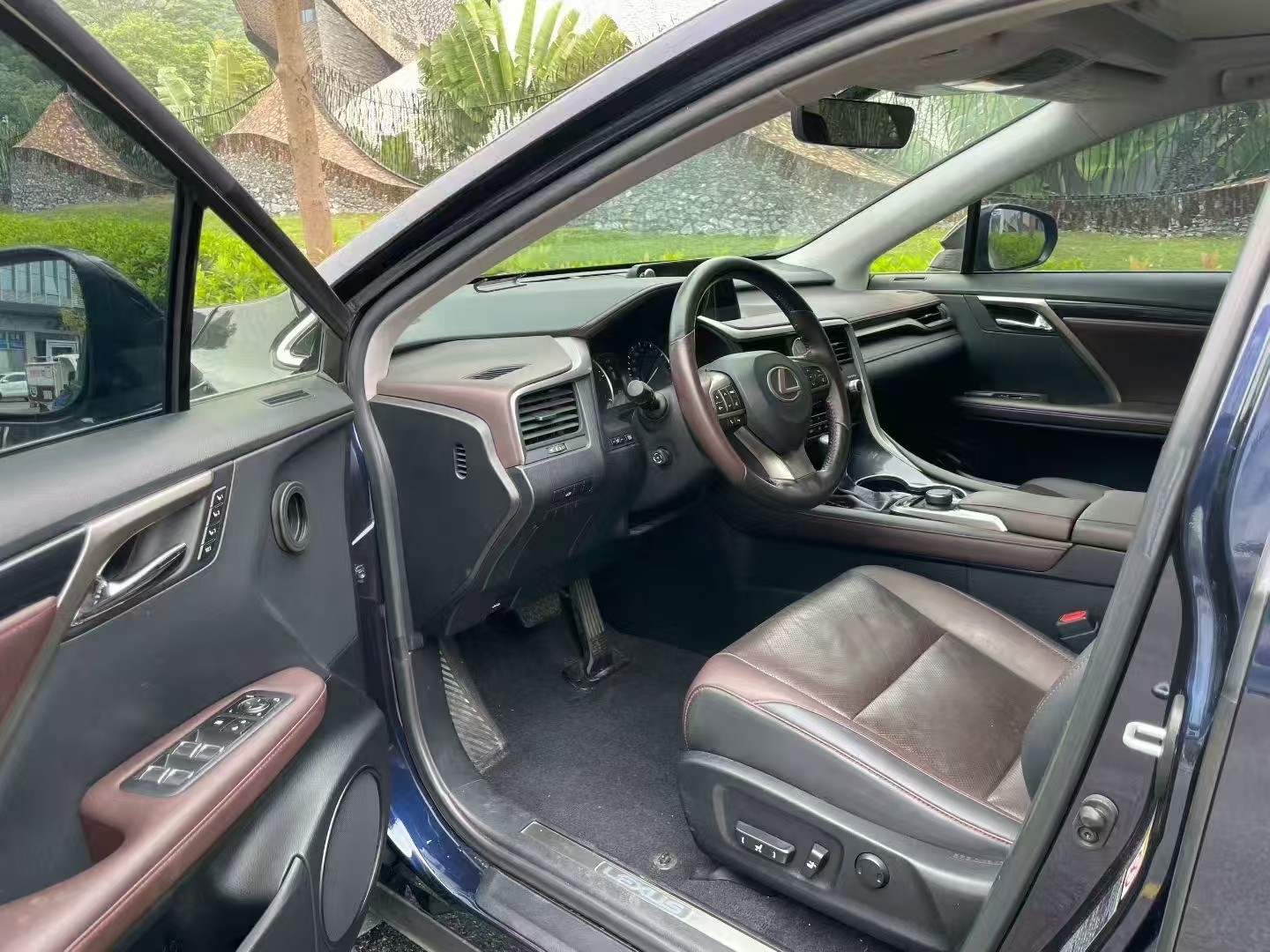 雷克萨斯RX 2016款 300 两驱舒适版 国VI