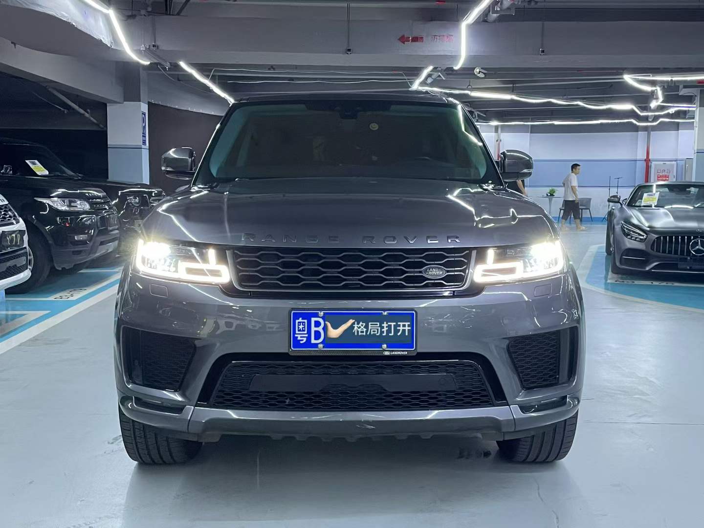 揽胜运动版 2018款 3.0 SC V6 HSE DYNAMIC