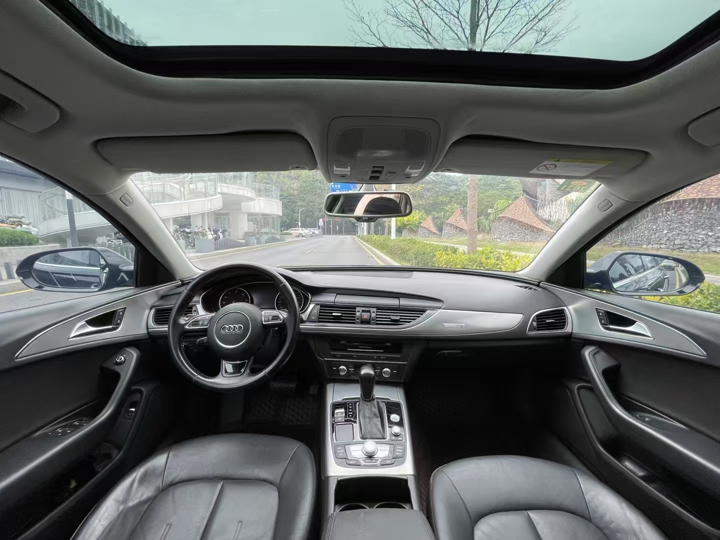 奥迪A6L 2017款 45 TFSI quattro 运动型
