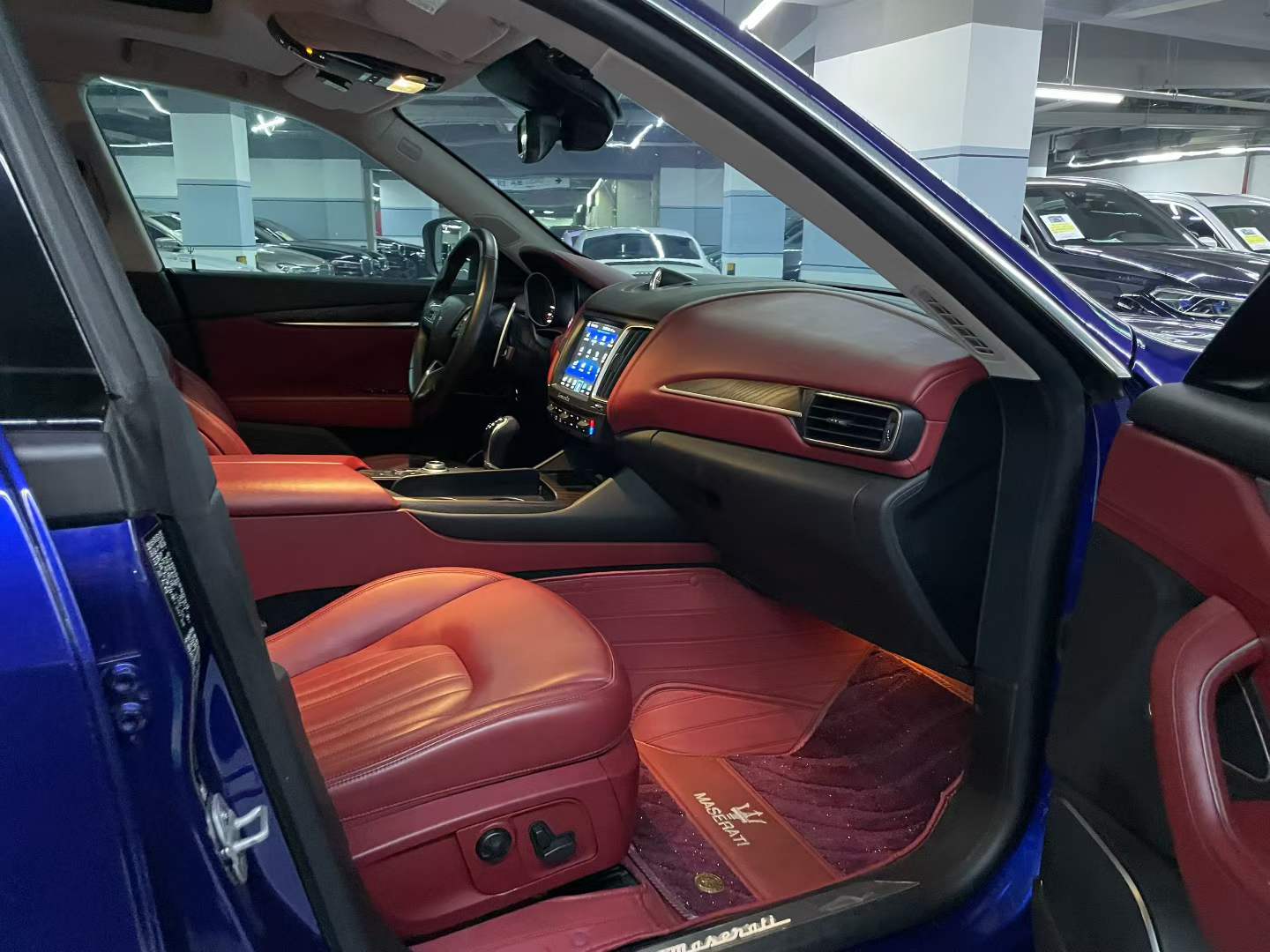 Levante 2016款 3.0T 标准型
