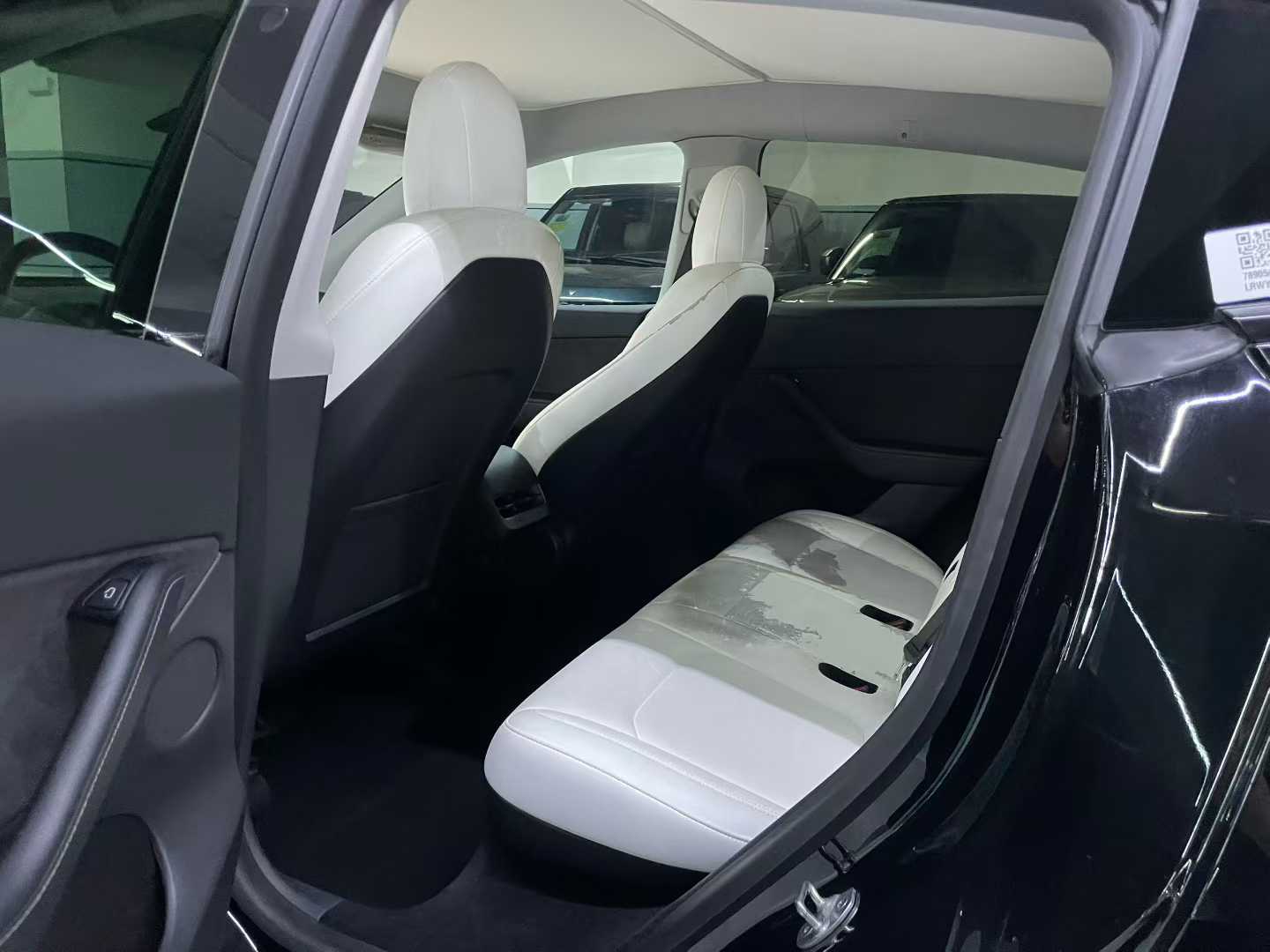 Model Y 2021款 标准续航后驱版