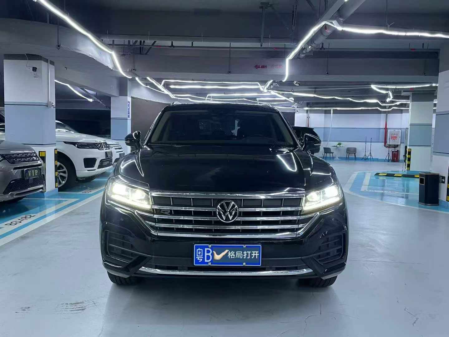 途锐 2022款 2.0TSI 锐尚版