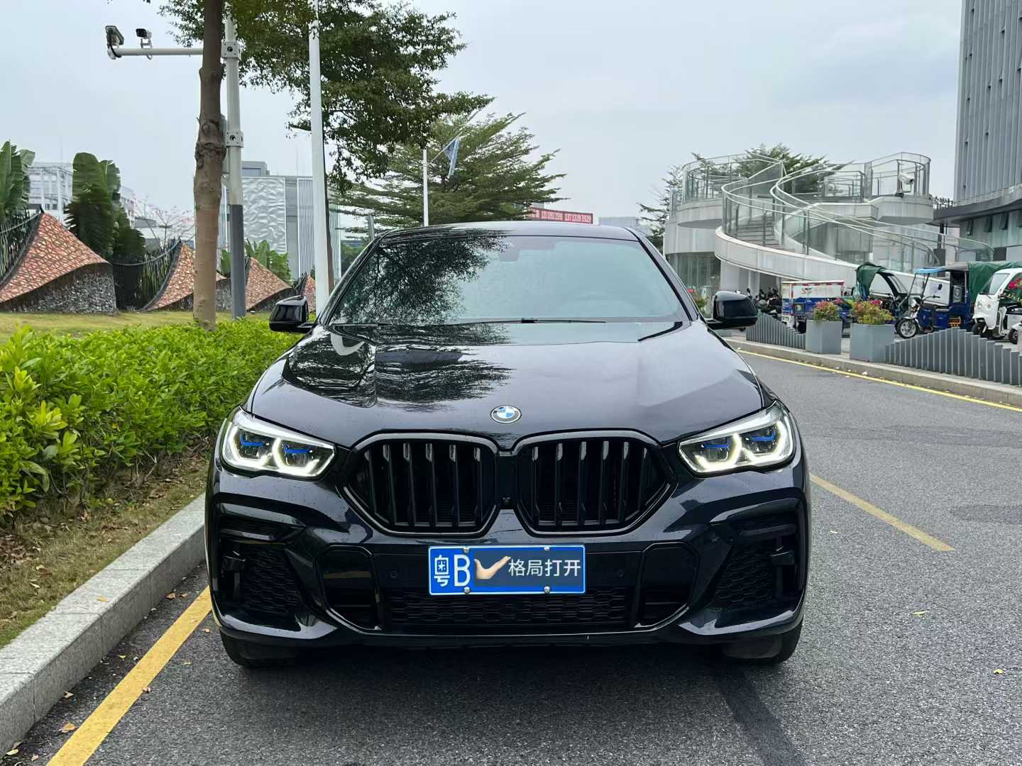 宝马X6 2022款 改款二 xDrive40i M运动套装