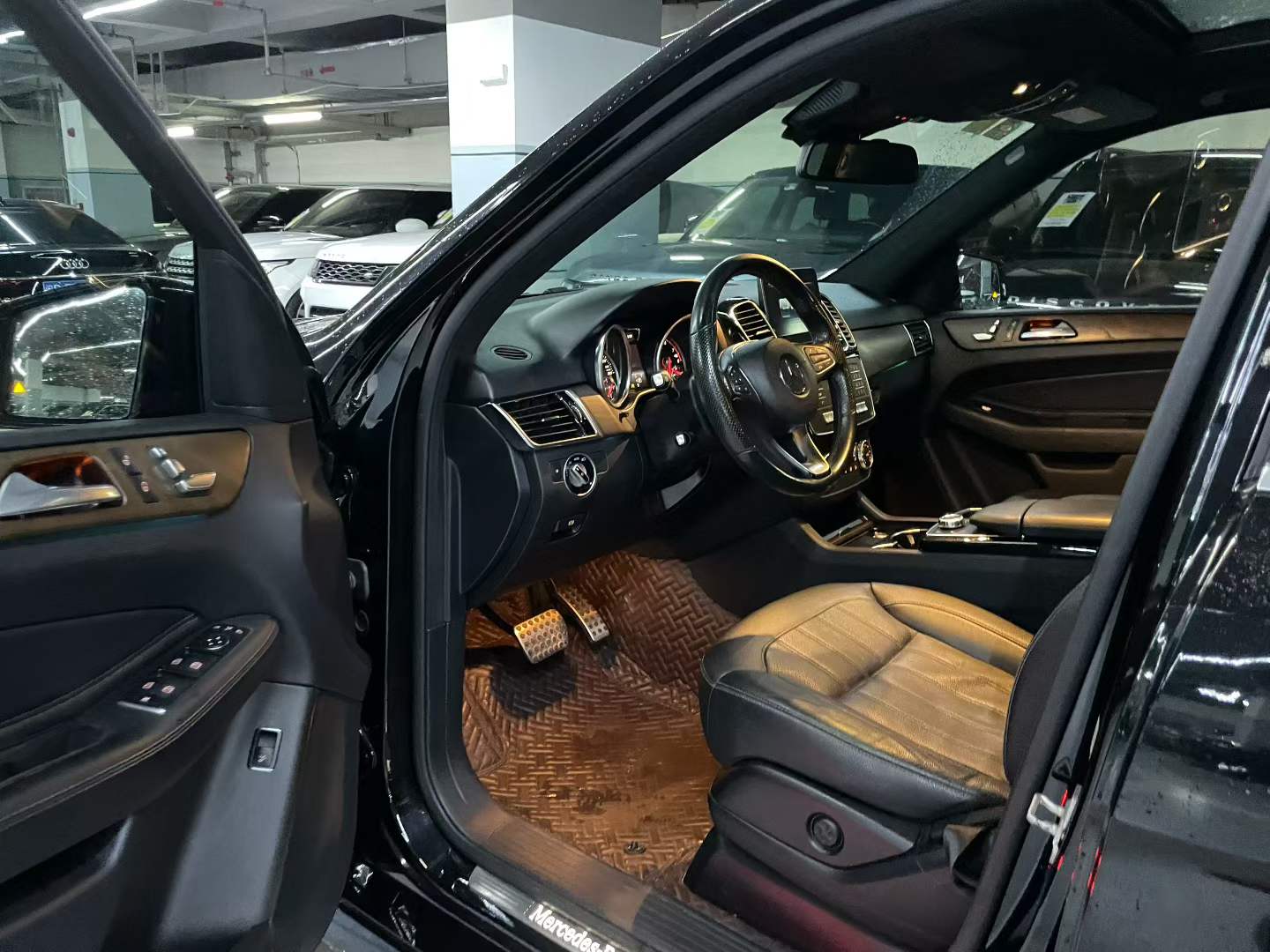 奔驰GLE 2017款 GLE 320 4MATIC 动感型