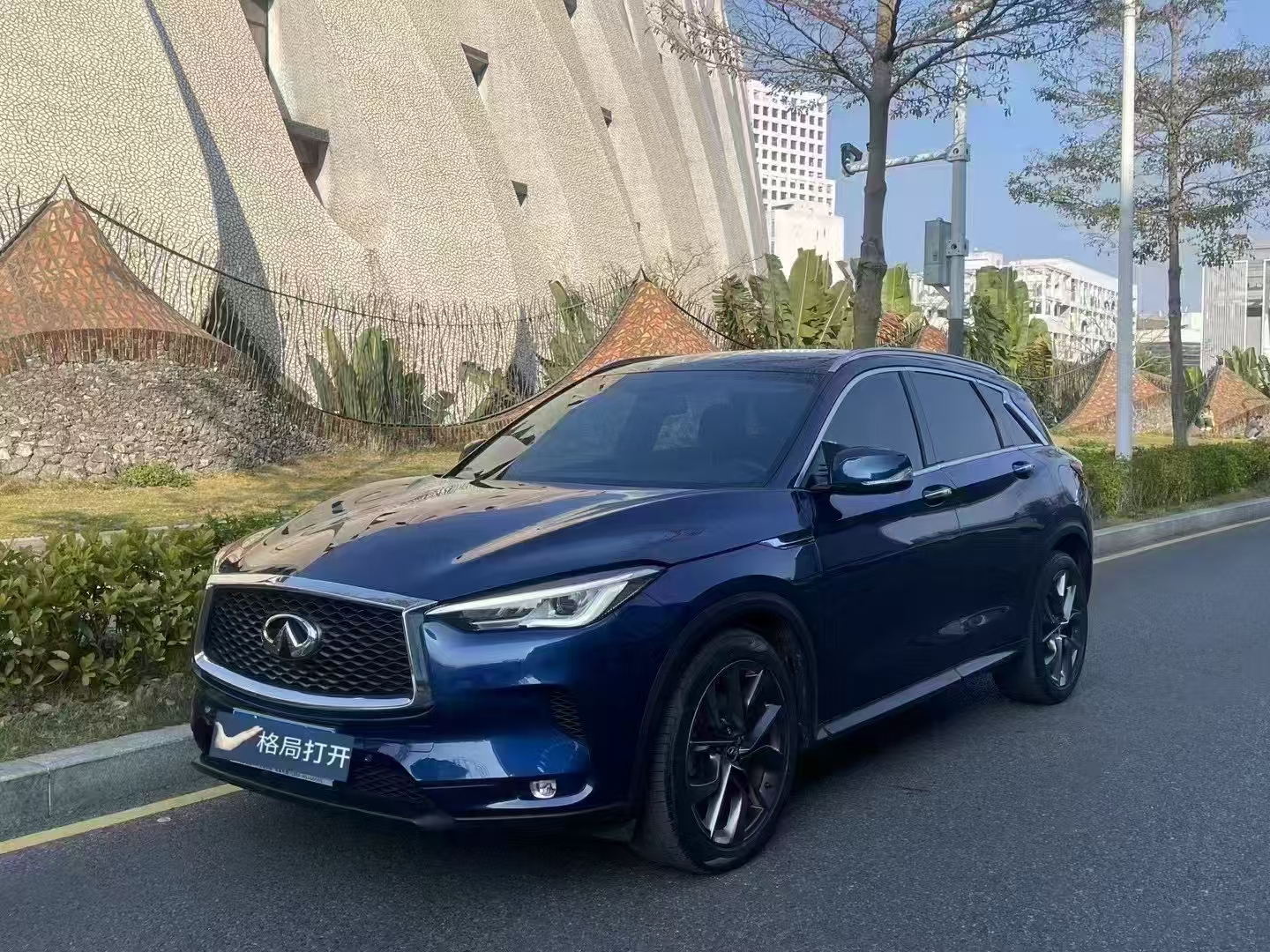 英菲尼迪QX50 2018款 2.0T 四驱菁英版