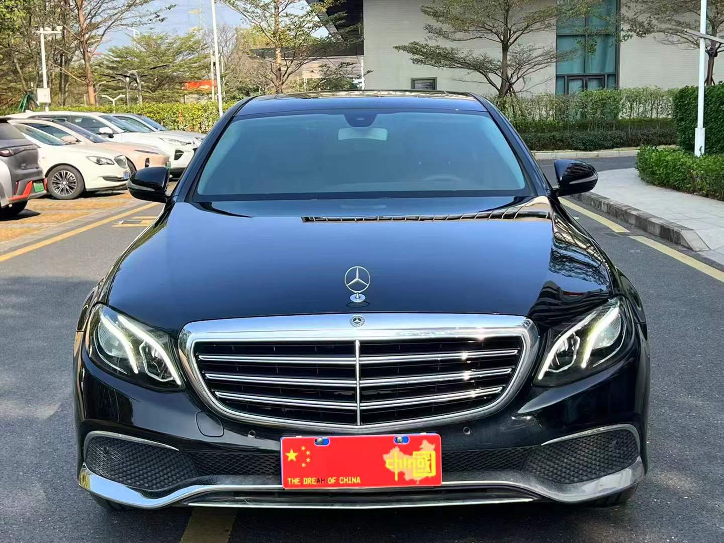 奔驰E级 2019款 E 260 L