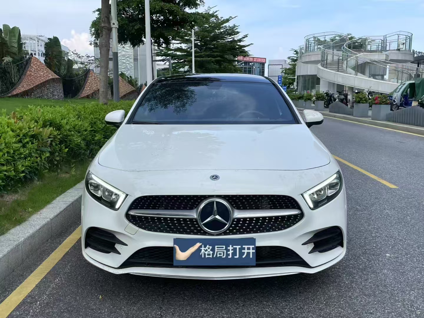 奔驰A级 2021款 A 200 L 运动轿车时尚型