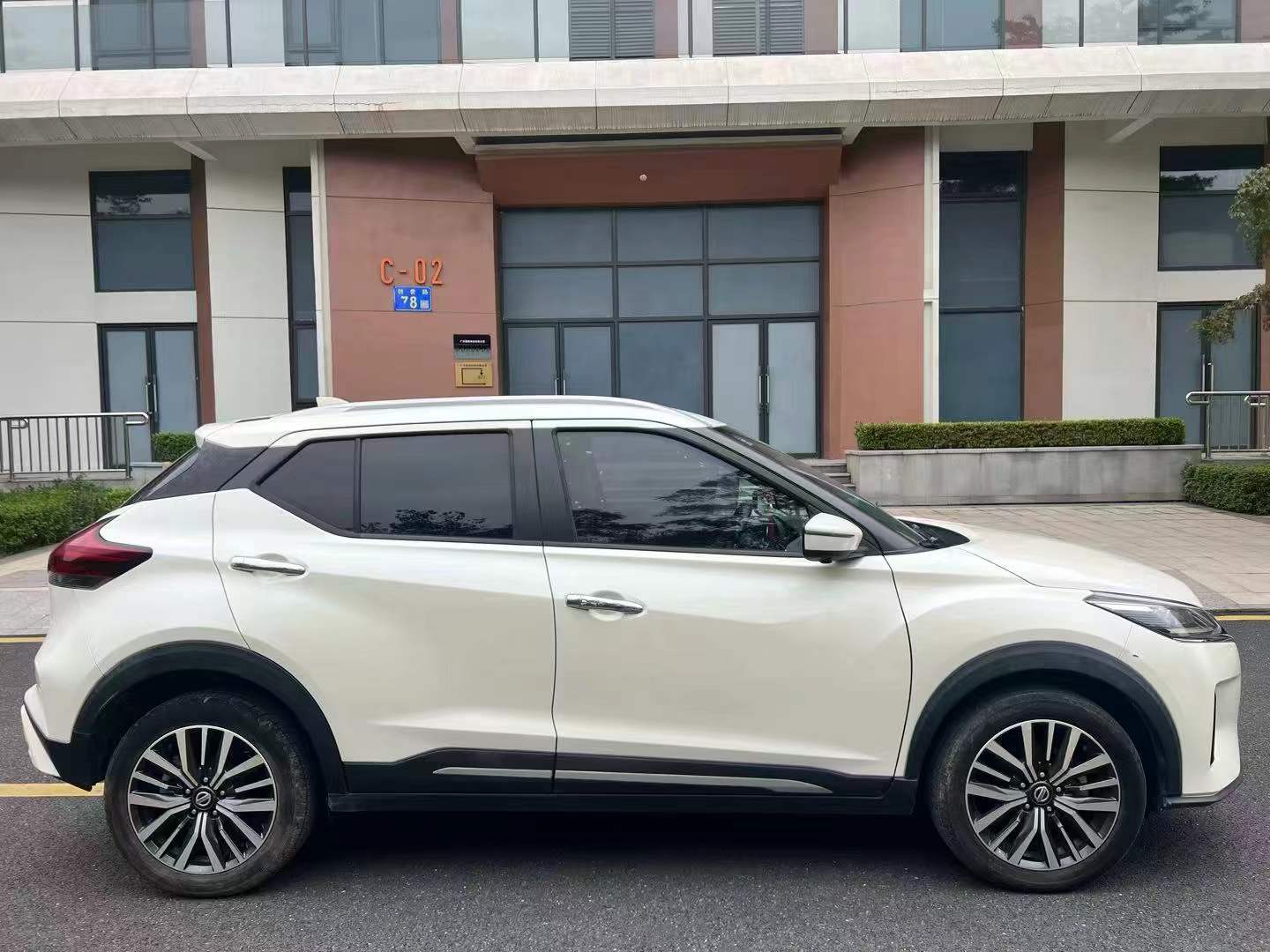 劲客 2022款 1.5L CVT XV 豪华版