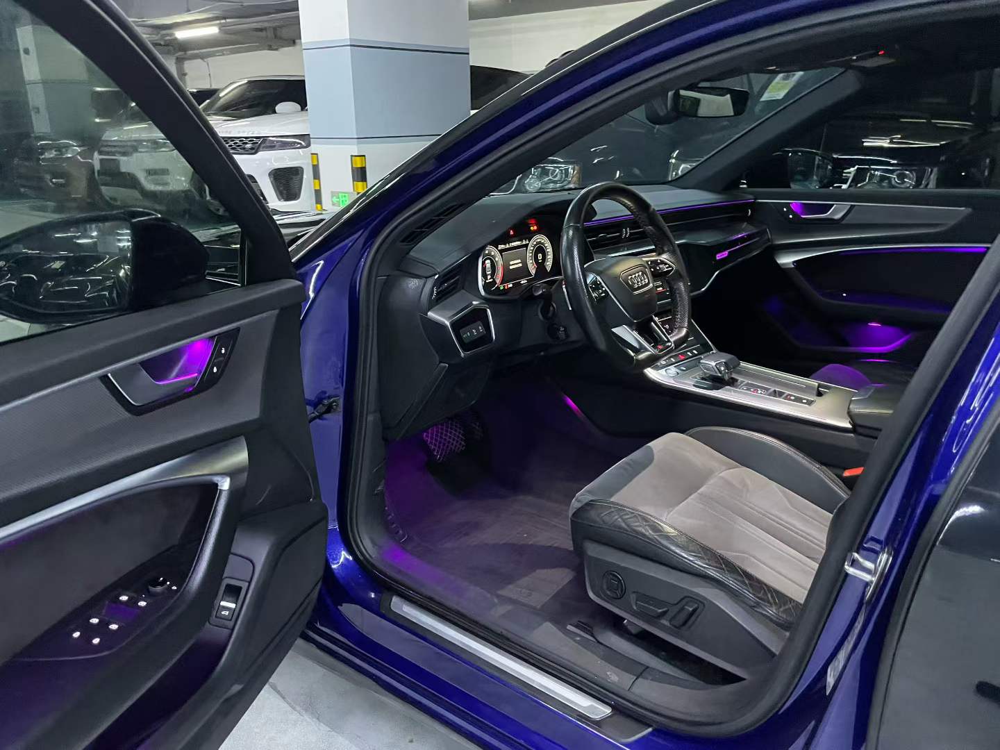 奥迪A6L 2019款 45 TFSI 臻选动感型