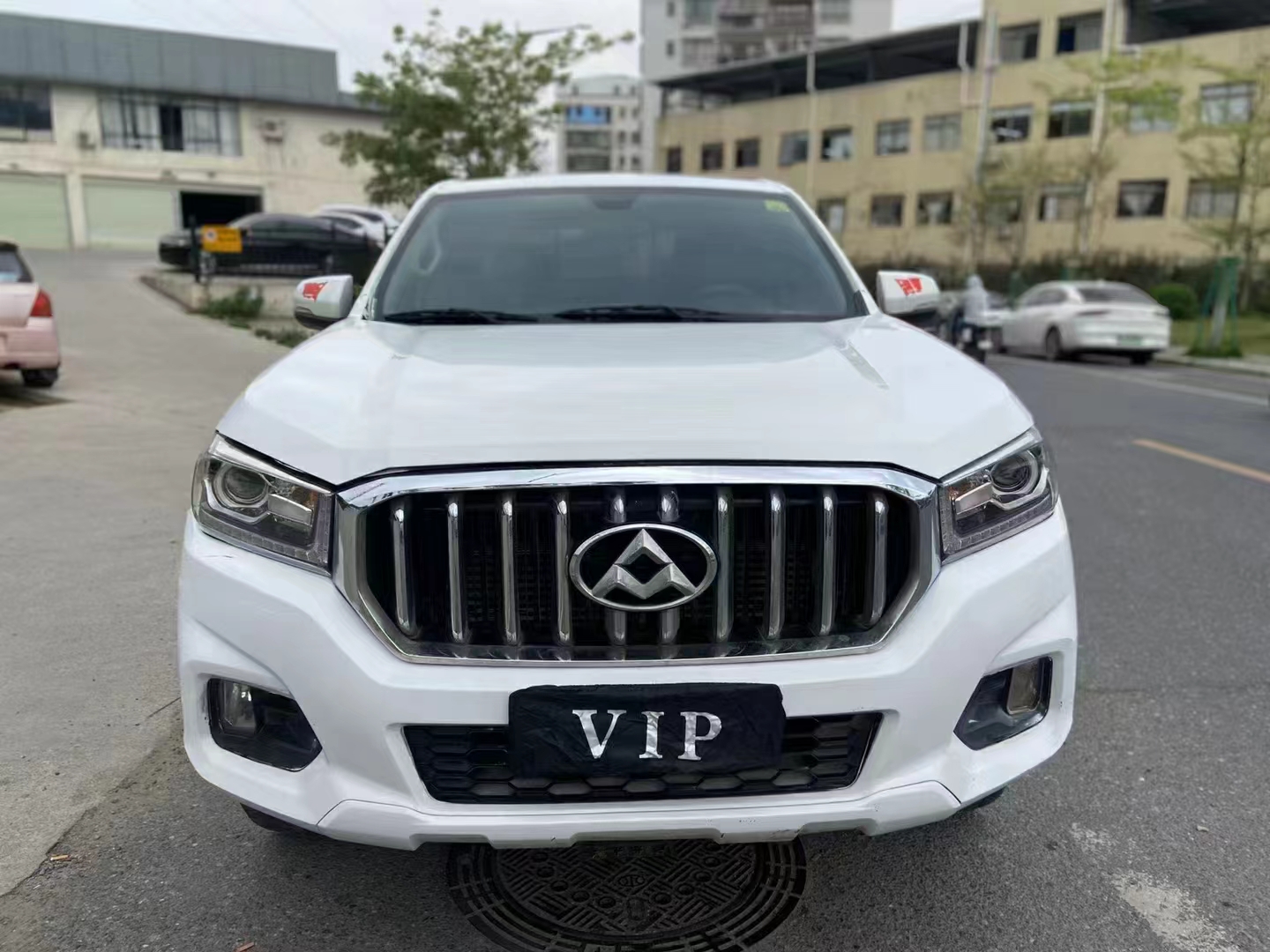上汽大通MAXUS T60 2017款 2.8T柴油自动四驱高底盘舒享型标厢国V