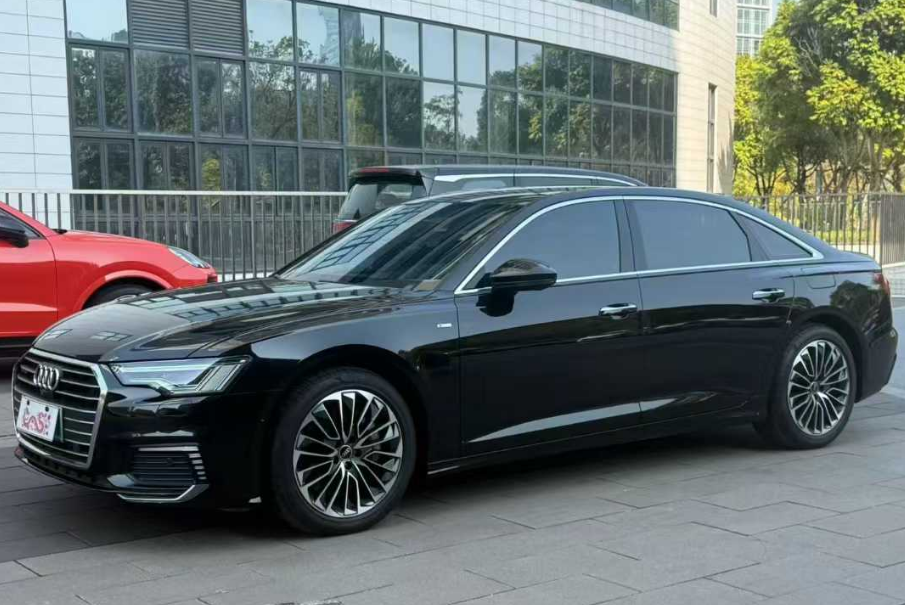 奥迪A6L新能源 2020款 55 TFSI e quattro