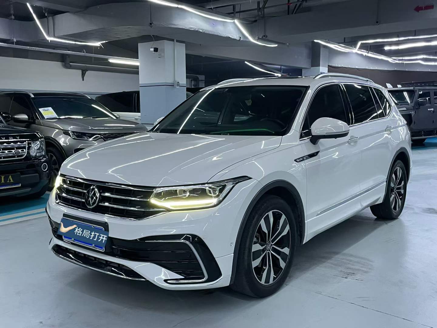 途观L 2022款 330TSI 自动两驱R-Line越享版
