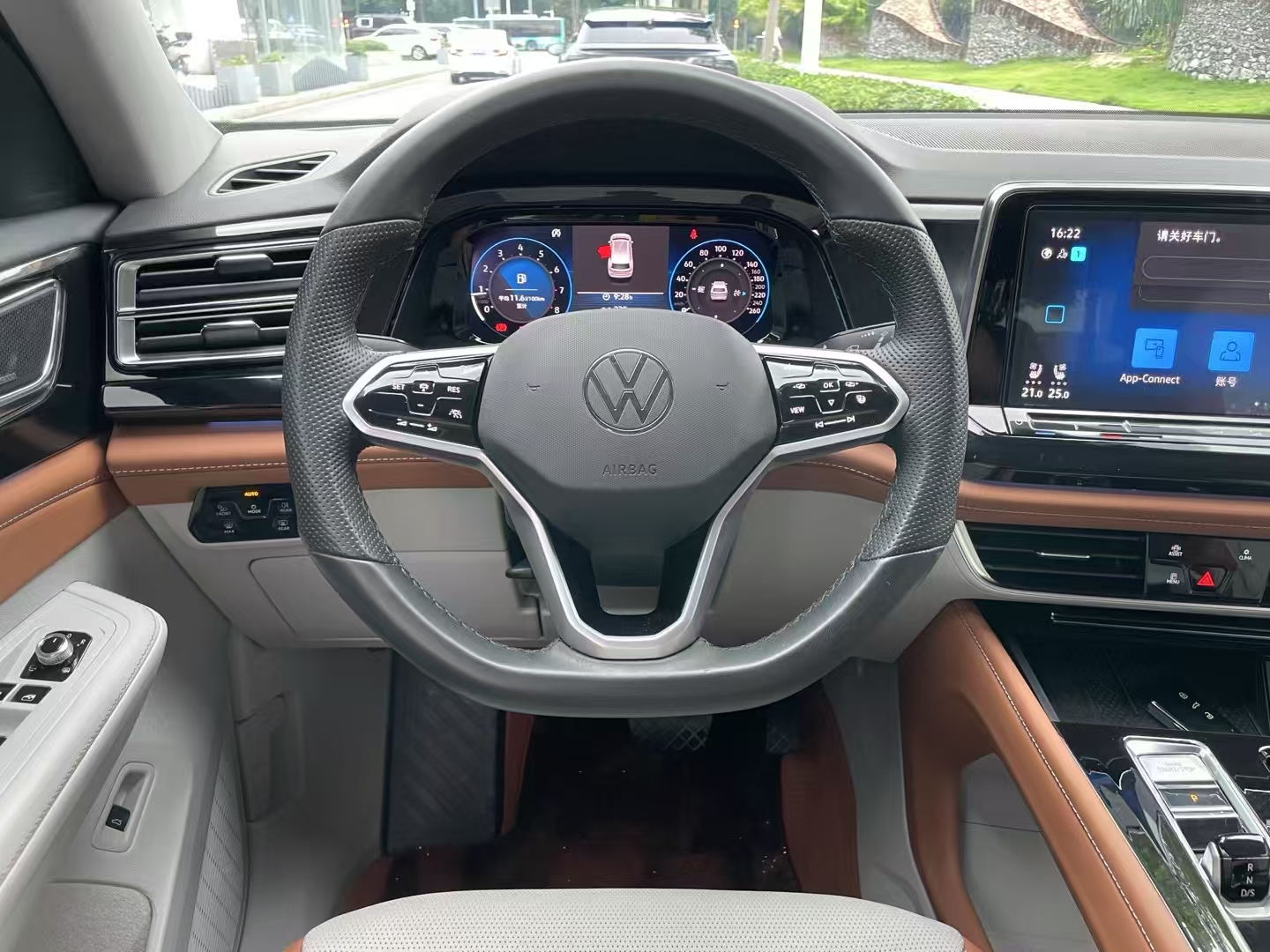 途昂 2023款 380TSI 四驱尊崇旗舰版