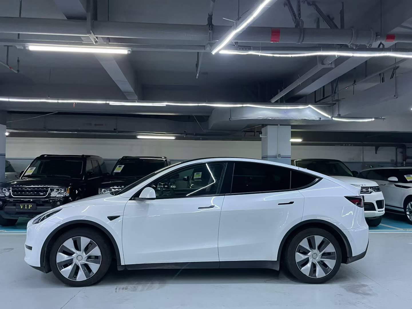 Model Y 2022款 后轮驱动版