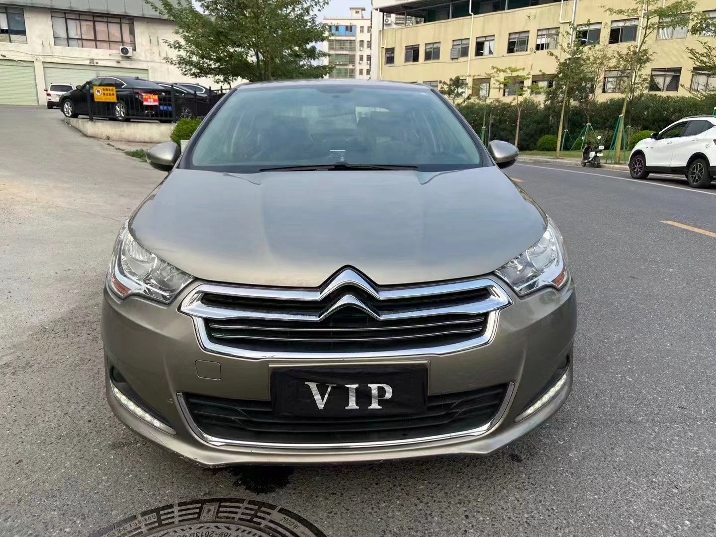 雪铁龙C4L 2014款 1.8L 智驱版 自动劲享型