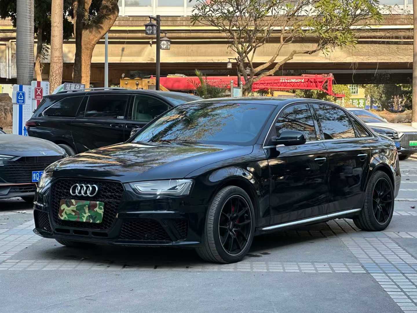 奥迪A4L 2016款 35 TFSI 自动标准型